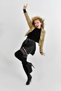 Bej Crop Ceket