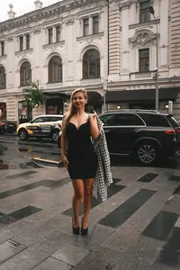 Siyah Askılı Kalem Mini Elbise