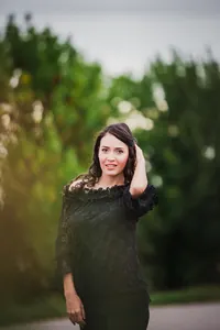 Siyah Dantel Kayık Yaka Bluz